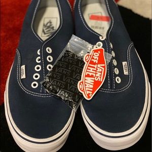 VANS BRAND NEW! Navy blue